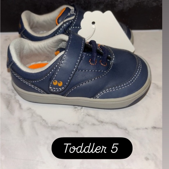 Boys' Surprize by Stride Rite® Arthur Sneakers - Navy toddler 5 - Picture 1 of 1